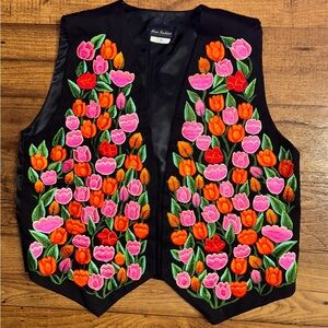 Ana’s Fashions ~ Vintage ~ X-Large ~ Black W/ Pink & Red Floral Embroidery ~Vest